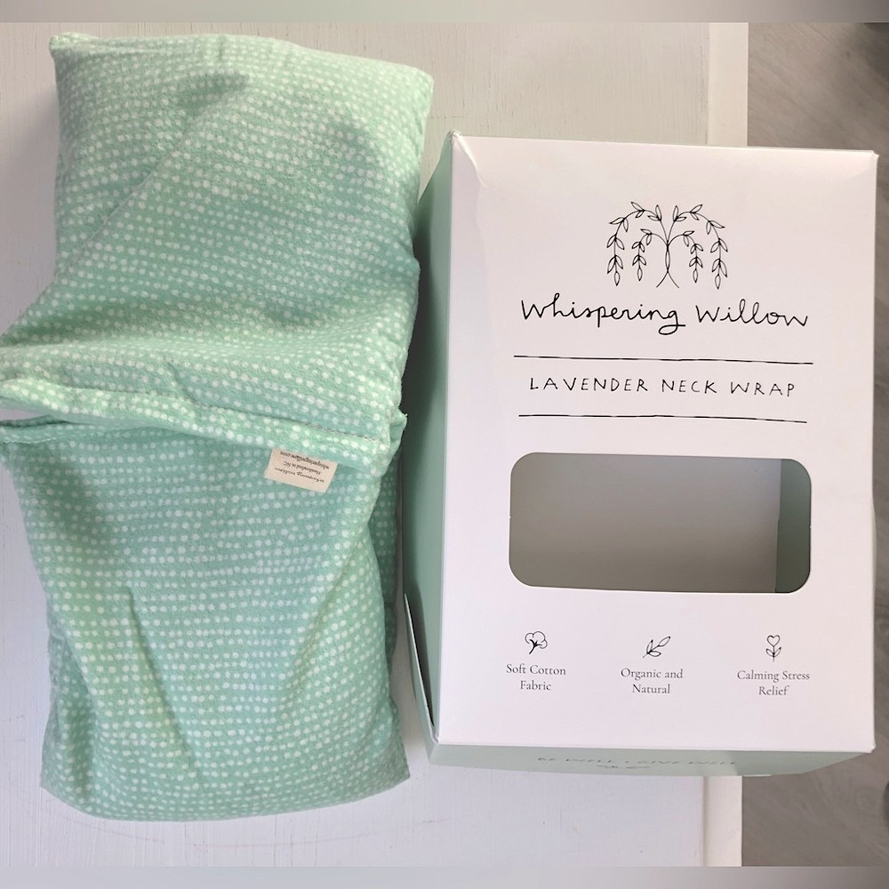 NEW Whispering Willow Lavender Neck Wrap in Box - Picture 5 of 11
